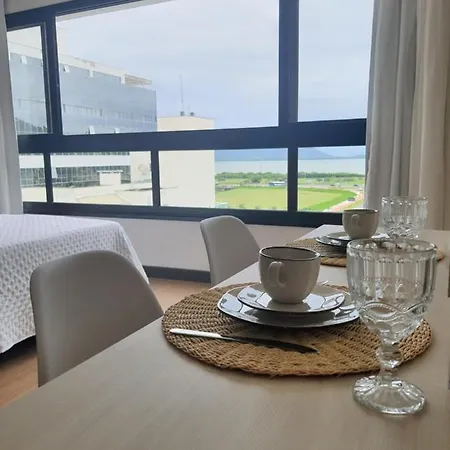 Estudio Com Vista Do Mar - Lemon Residence Florianopolis Exterior photo
